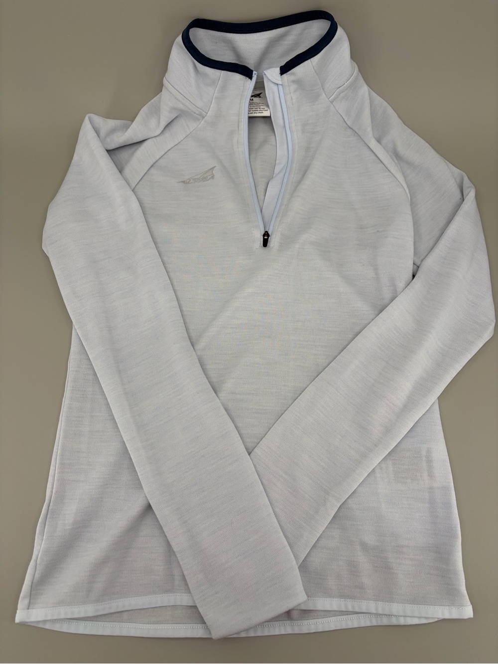 Altra Medium Merino Wool Blend Top - Light Blue with Navy Trim